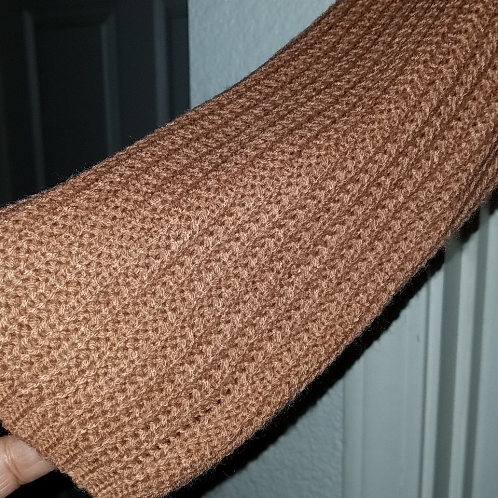 Sweater - Picture 3 of 3